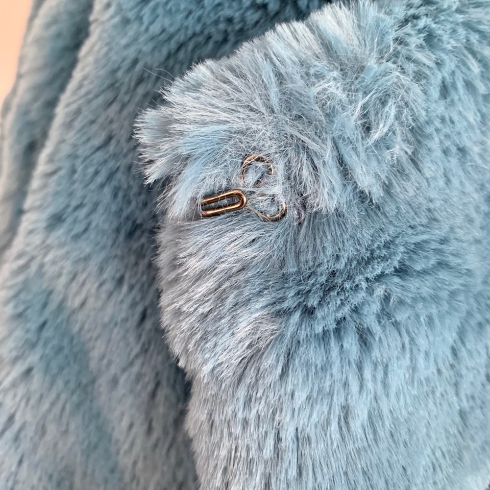 Chic Blue Teddy Jacket - Picture 5 of 7